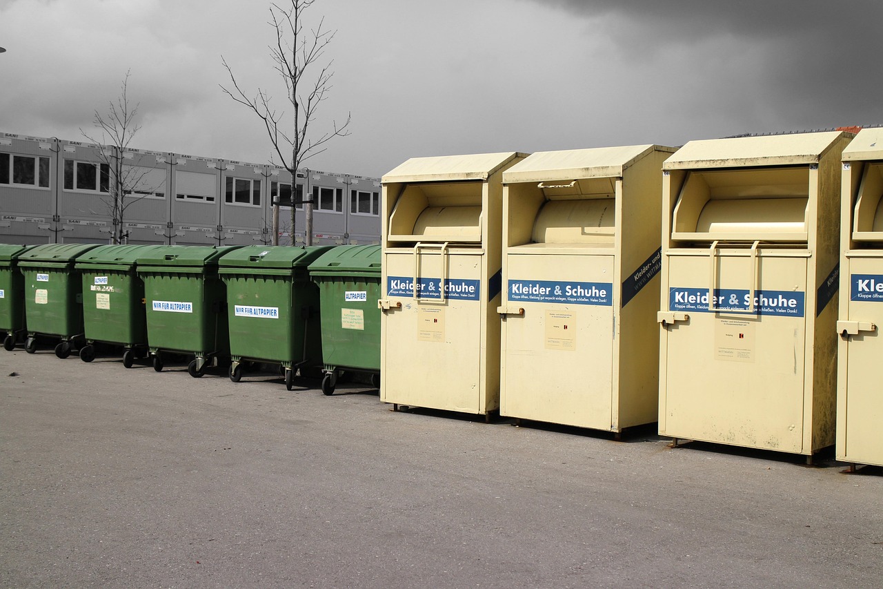 des ordures, élimination, élimination des déchets, recyclage, gaspillage, environnement, déchets, récipient, tri des déchets,